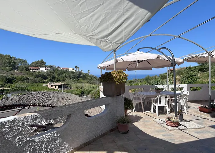 Bosa Bouganville Con Vista Mare Ampio Terrazzo Apartman Magomadas